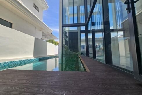 Bedok-Avenue-Bedok-Upper-East-Coast-Singapore(1)_2025-05-22_15-18-51