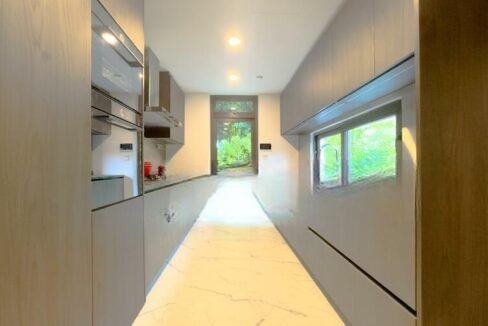 ❤️Beautiful-Brand-New-Detached-Near-MRT!❤️-(4)_2025-05-20_16-31-32