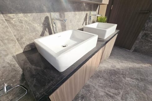 ⭐-D16-Near-MRT-Brand-New-3-Storey-Semi-D-⭐-Be(7)_2025-05-22_15-19-13